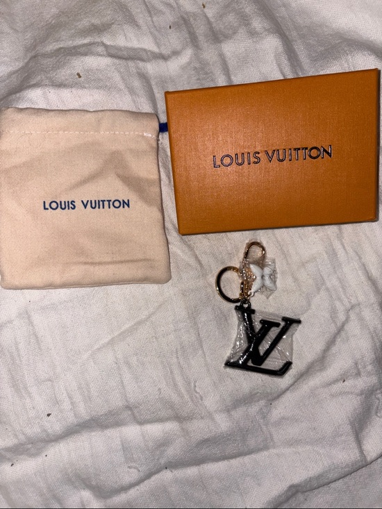 Louis Vuitton Accessories - NWT FULL INCLUSION Louis Vuitton Black LV Logo Key Charm - Women Accessories